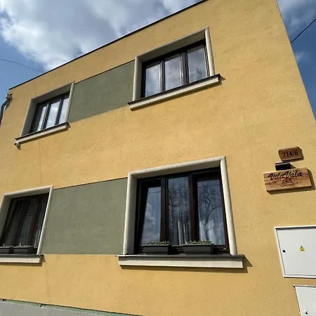 Vilavala Гостевой дом Нимбурк